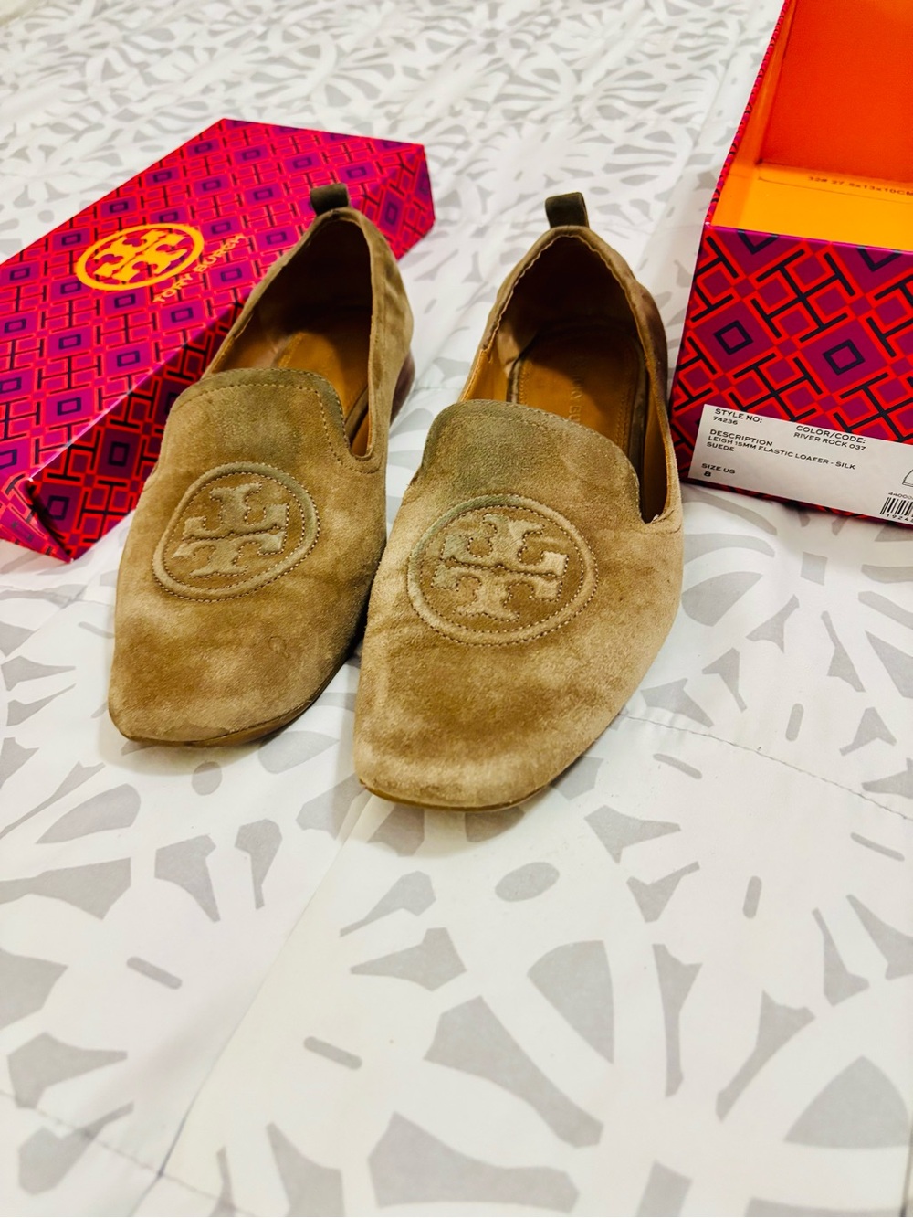 Tory Burch Women’s Leigh Suede 15MM Slip-On Loafers in Silk Taupe Suede Size 8
